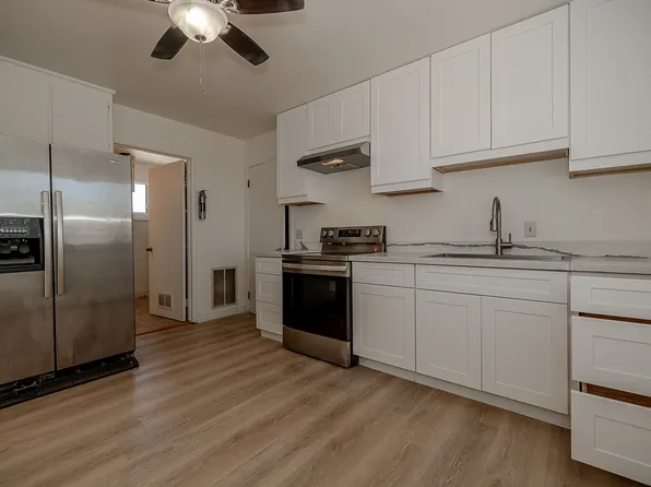 1103 Crescent Ln #1103, Hollister, CA 95023