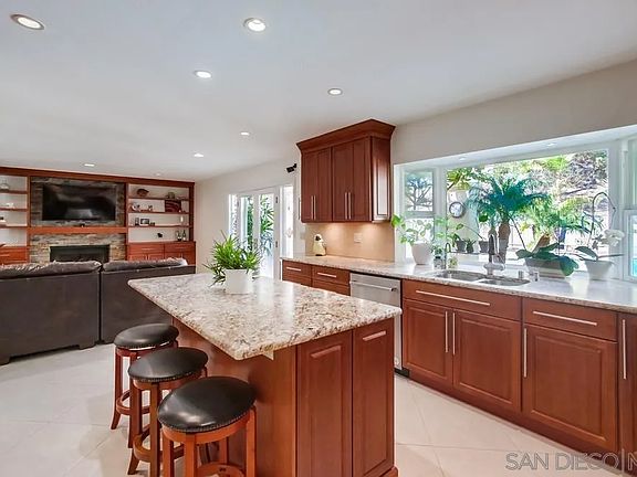 5th image of 10555 Pine Falls Ct