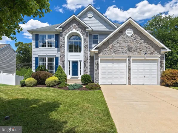 8024 Flora Ln, Pasadena, MD 21122