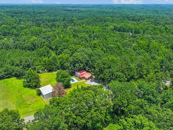 3rd image of 243 Laurel Creek Rd