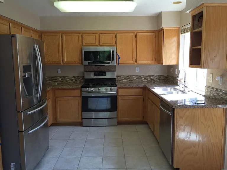 4849 Mangrove Dr — Photo 10