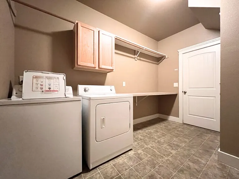 9024 W Dalton Pl — Photo 15