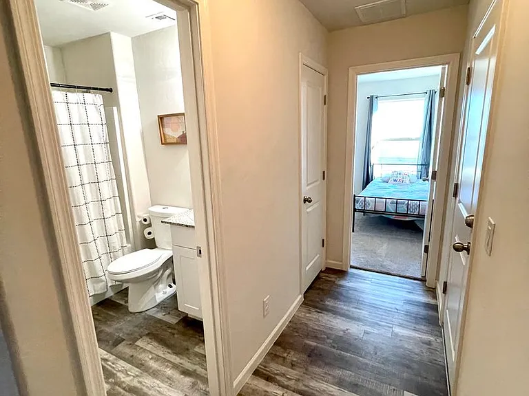 564 Holly St — Photo 18