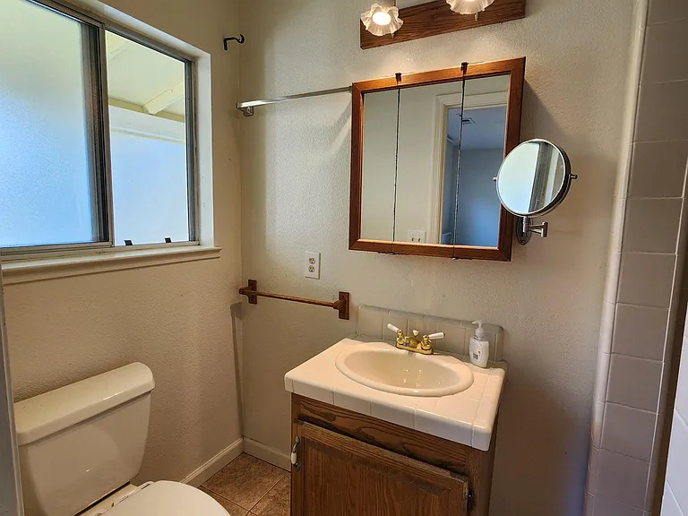 274 Walker Dr — Photo 8