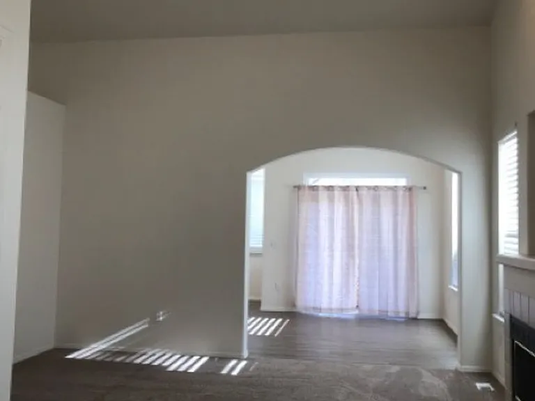 618 Windemere Cir — Photo 6