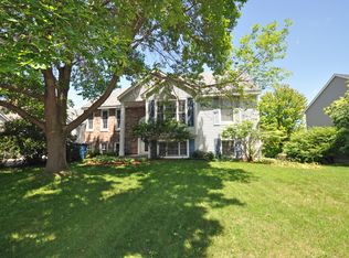 12690 Edgemont Curv, Apple Valley, MN 55124