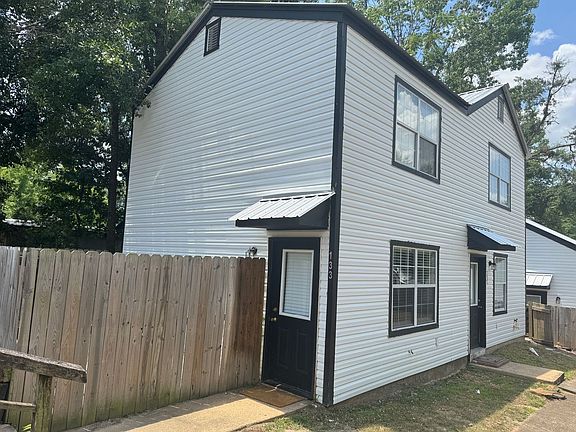 2nd image of 1 Woodward Pl #133