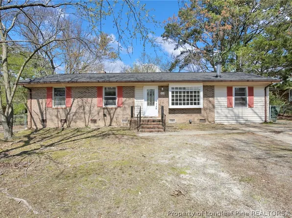 5238 Butternut Dr, Fayetteville, NC 28304