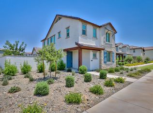 9805 E Specter Dr, Mesa, AZ 85212