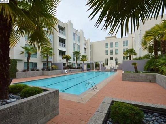 3rd image of 1655 N California Blvd #120