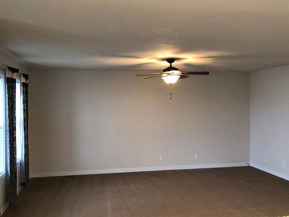 4th image of 1132 Hunters Glen Blvd #393