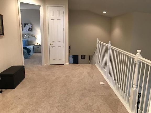 4th image of 2306 SW Newport Isles Blvd