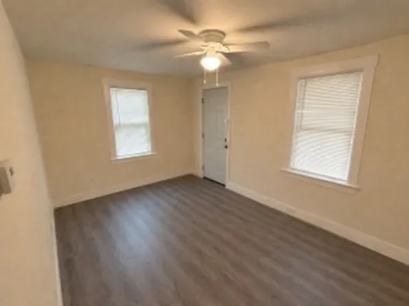 7 Rosamond Ave #1, Clementon, NJ 08021