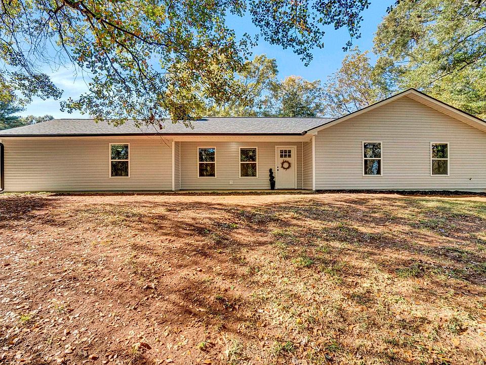 1st image of 16 Willow Pines Ct