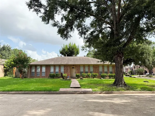 13430 Exton Ln, Houston, TX 77070