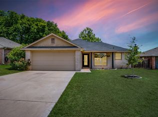206 Cheyenne Trl, Alvarado, TX 76009