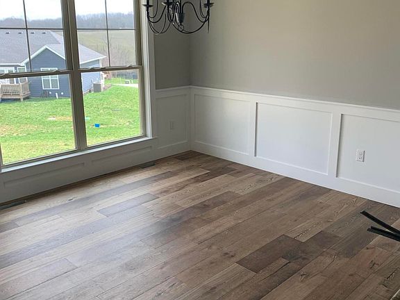 3rd image of 35 Jackson Dr