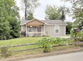 319 S 11th St, Clarksville, TN 37040