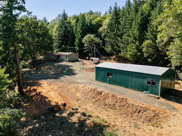281 Callahan Rd, Roseburg, OR 97471