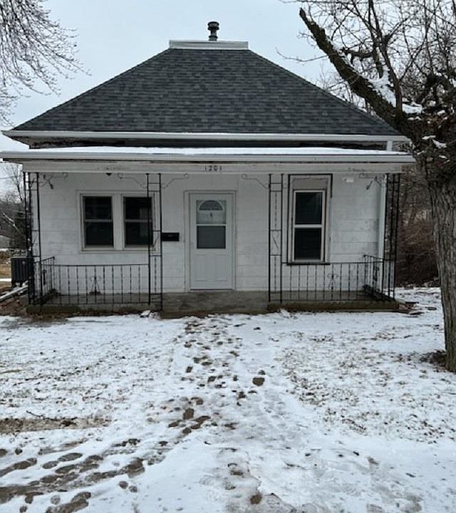 1st image of 1201 A St