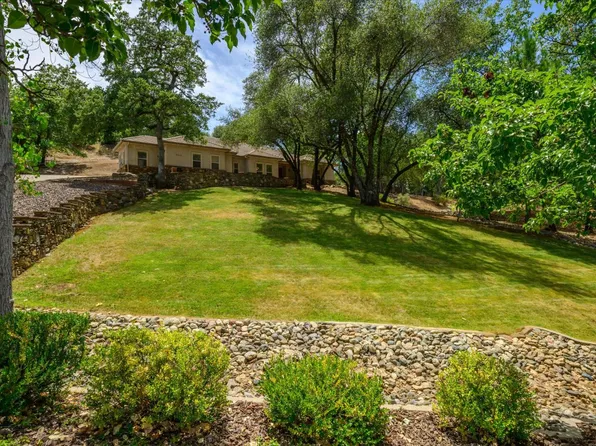 2310 Fieldstone Dr, Placerville, CA 95667