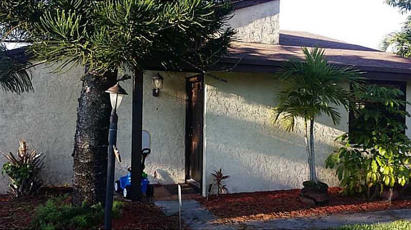 2nd image of 4989 Alder Dr APT A