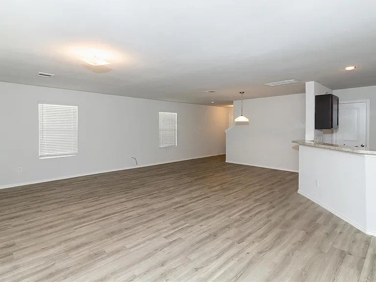 18514 Parma Creek Trl — Photo 9
