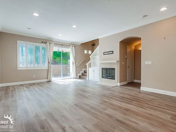 3rd image of 10926 Ivy Hill Dr Unit 5