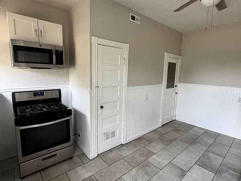2334 Tower Grove Ave #1E — Photo 2