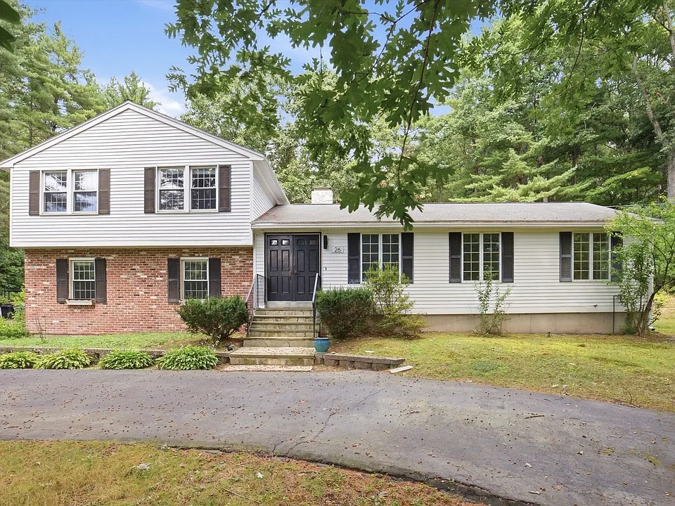 26 Louise Dr