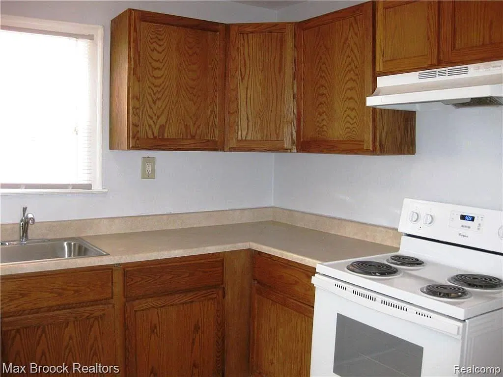 2 bed, 1.0 bath, 1013 sqft, $1,500 — Photo 4