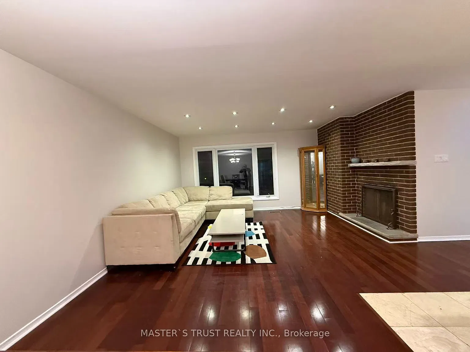 3 bed, $2,600 — Photo 3