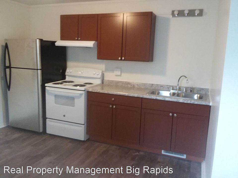 1st image of 313 N Michigan Ave #4837539
