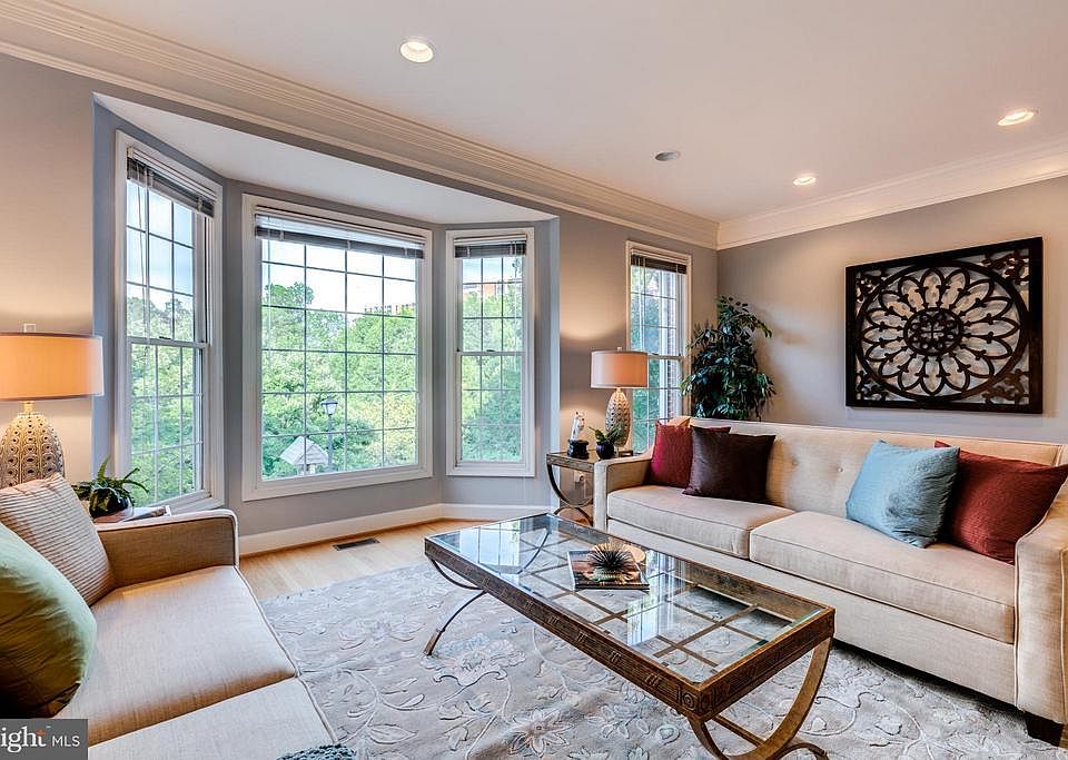 1st image of 2536 Gadsby Pl