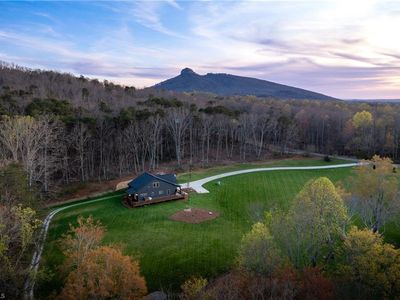 1626 Black Mountain Rd, Pilot Mountain, NC, 27041