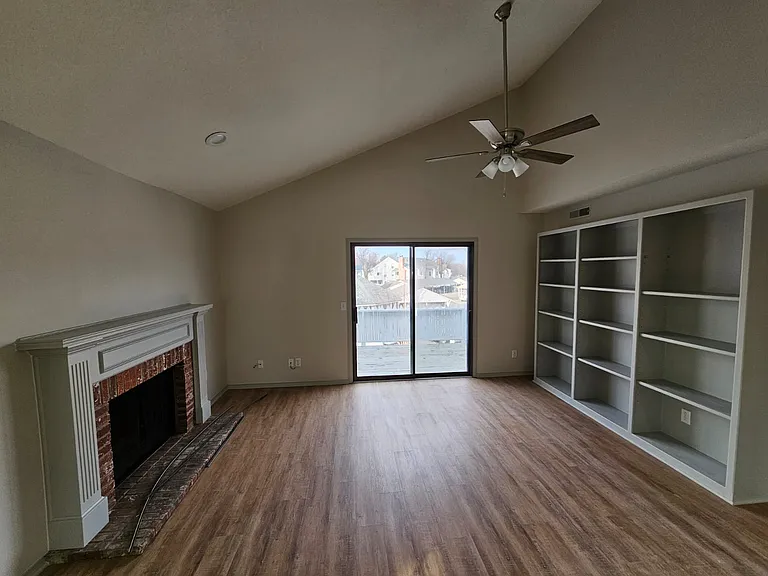 1717 S Cypress St #222 — Photo 2