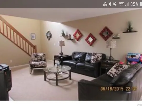 10 Eastview Dr, Brookfield, CT 06804