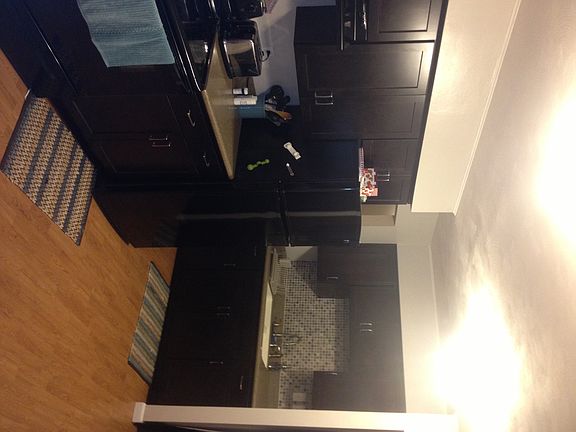 5th image of 520 Meadow Dr
