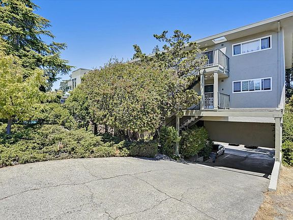 3rd image of Lower Via Casitas