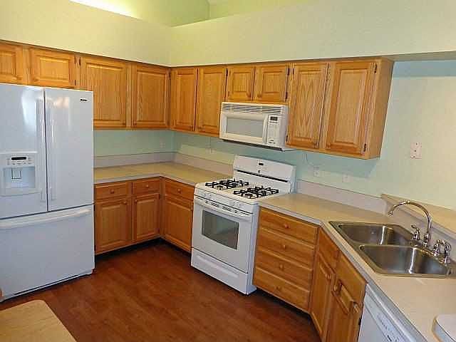 2nd image of 2279 Whispering Pines Dr #2279