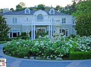 27 Beverly Park Ter, Beverly Hills, CA 90210