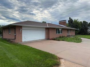 B 31920th Rd, Inland, NE 68954
