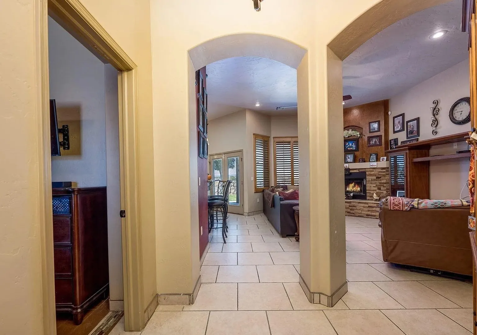 Coming in November-Gorgeous 5 Bedroom Home Off Sonoma Ranch — Photo 3