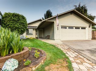 1772 Jessica Cir, Central Pt, OR 97502