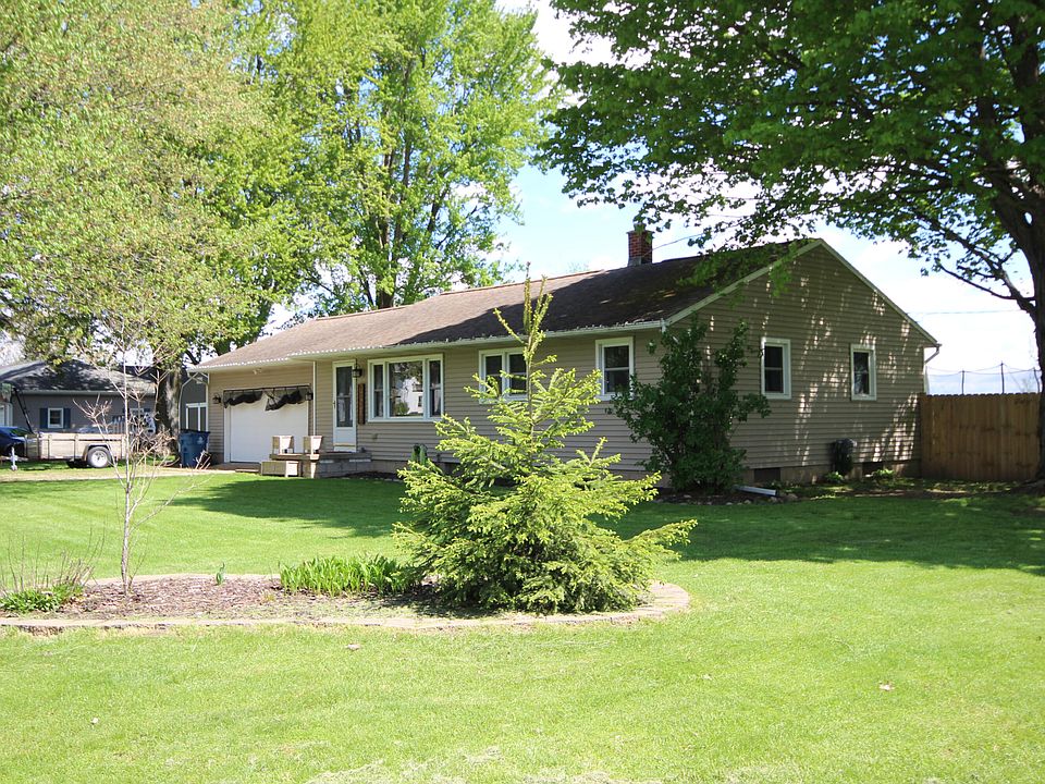 1st image of 16389 S 24th St
