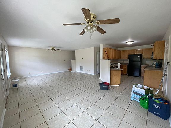 5th image of 1755 Dr Saye Ln
