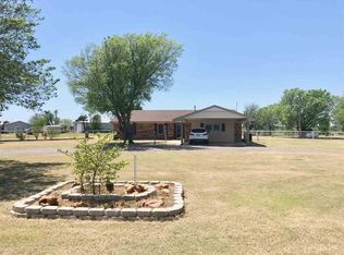 1021 SW Post Oak Rd, Indiahoma, OK 73552