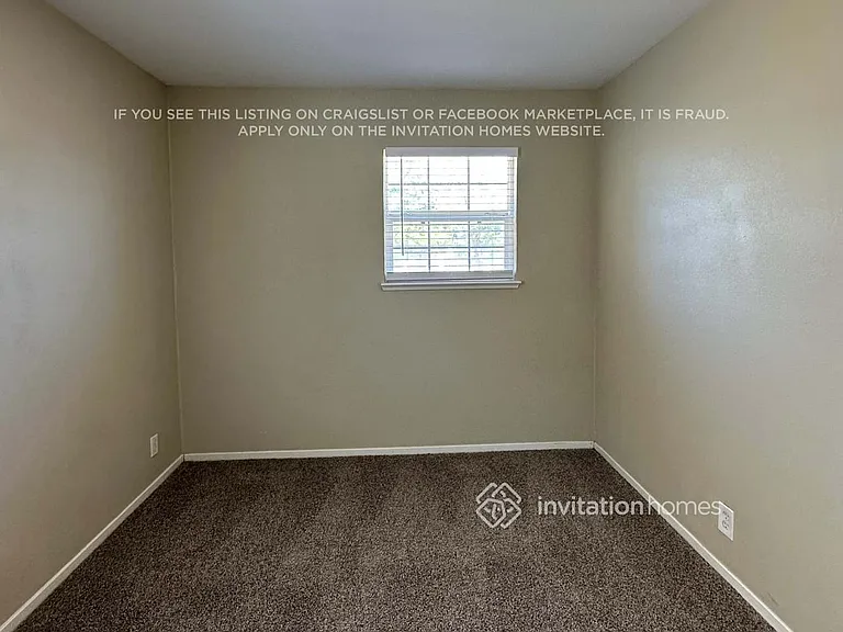 1520 Gladstone Dr — Photo 14
