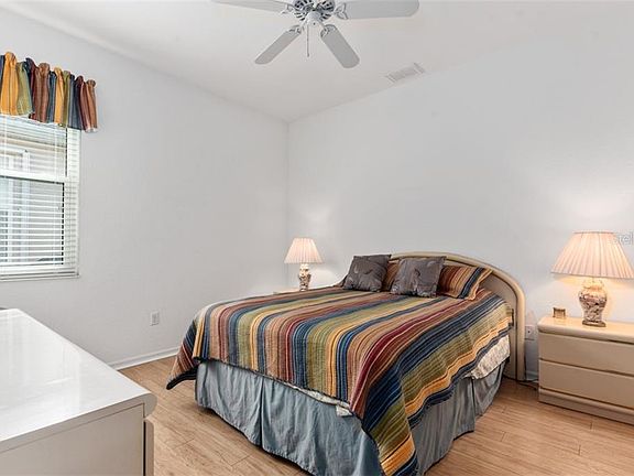 5th image of 1409 Hedgewood Cir