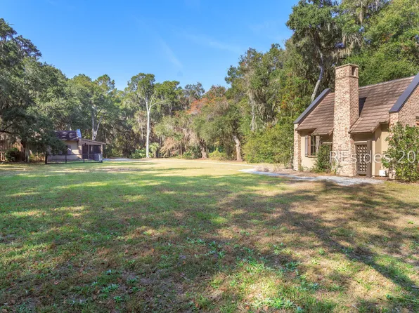30 Bee Tree Dr, Okatie, SC 29909